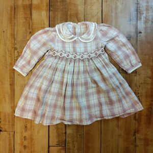 Carriage Boutique dress 24 mos cotton pink smocked peter pan collar Valentines